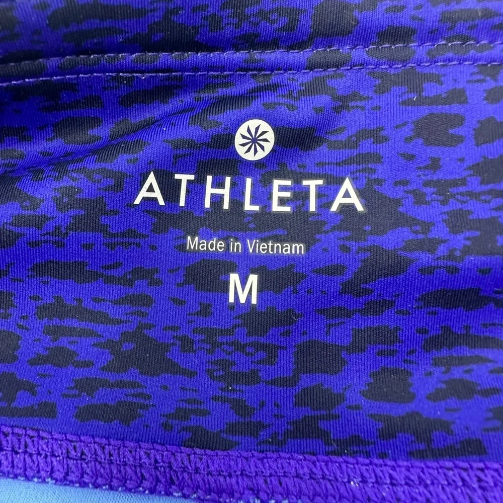 Athleta Women's Blue Animal Print Leggings with Pink Stripes - Size M - Picture 2 of 10